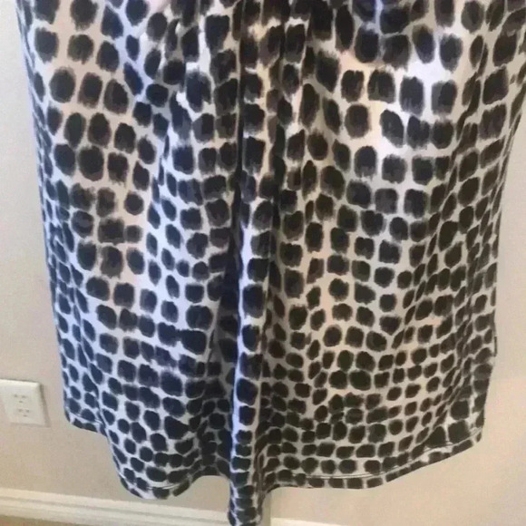 Michael MICHAEL KORS Black & White knotted Front Metal loops Shoulder Top-M - Picture 6 of 9